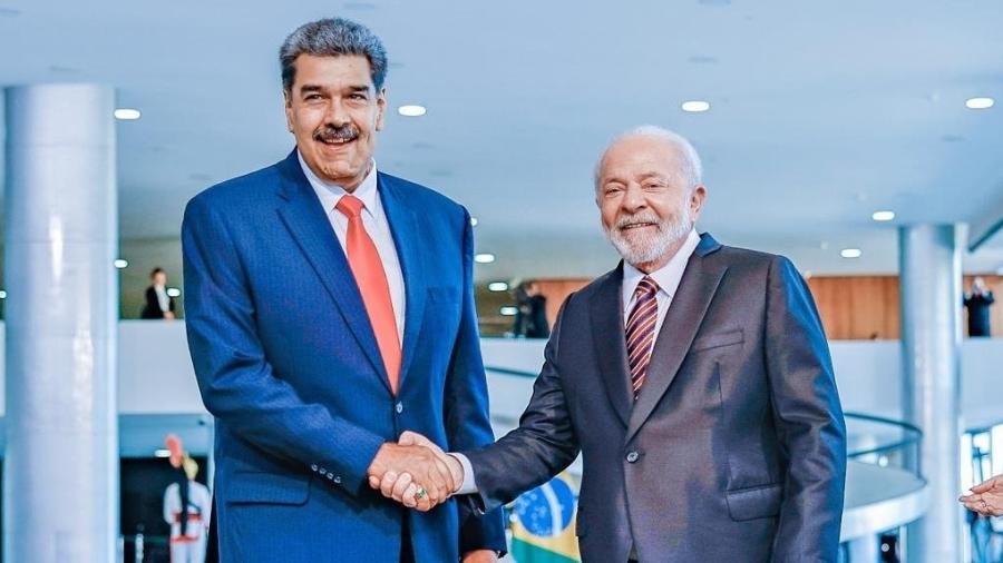 Lula cumprimenta o presidente da Venezuela Nicolás Maduro