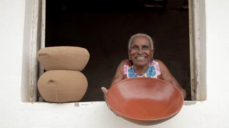 Dona Cadu e a arte da cerâmica em Maragojipe, Bahia