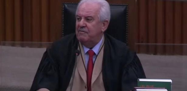 Robson Marinho, ex-tucano suspeito de propina da Alstom, deixa o TCE-SP