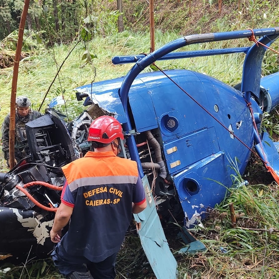 Menina que sobreviveu a queda de helicóptero em SP tem alta hospitalar