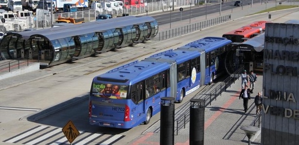 Terminal de ônibus em Curitiba: prefeitura pretende concluir a Linha Verde - Prefeitura de Curitiba