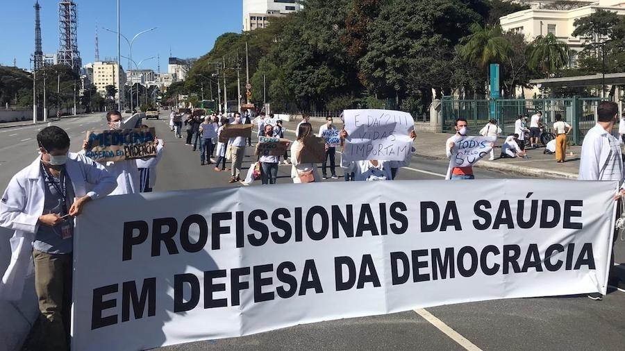 07/06/2020 - Médicos, enfermeiros e outros profissionais de saúde realizam ato pela democracia e contra desmonte na Saúde em São Paulo - Divulgação