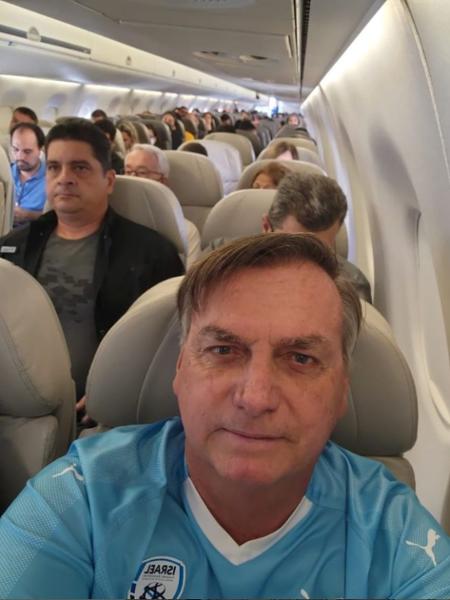 Self de Bolsonaro em viagem para participar da Agrishow na segunda-feira (1º) - Reprodução/Instagram