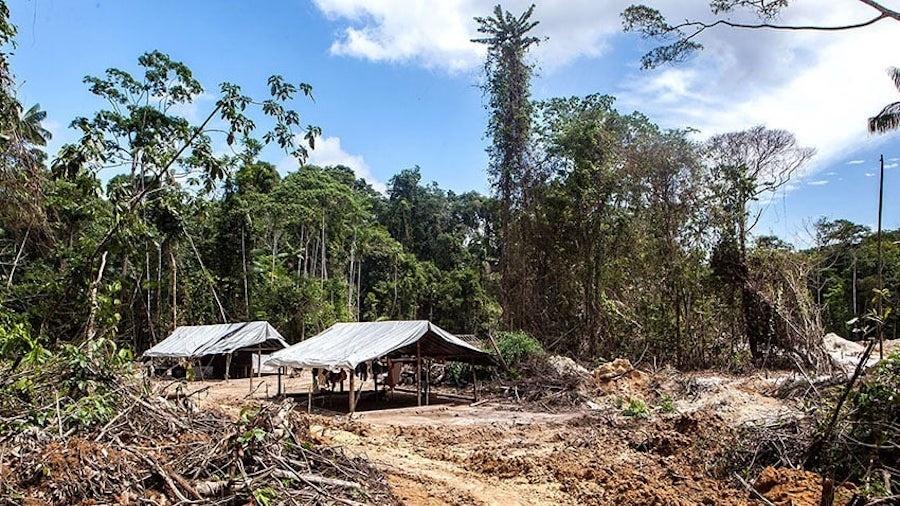 Paisagem de um garimpo em Itaituba (PA): violações de direitos trabalhistas em áreas de extração de minério são comuns em toda a Amazônia - Lilo Clareto/Repórter Brasil