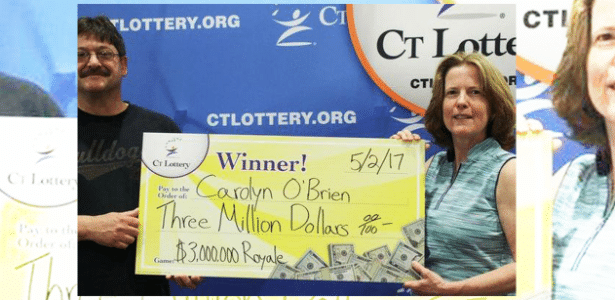 Carolyn O’Brien exibe cheque com o prêmio da loteria - CT Lottery 