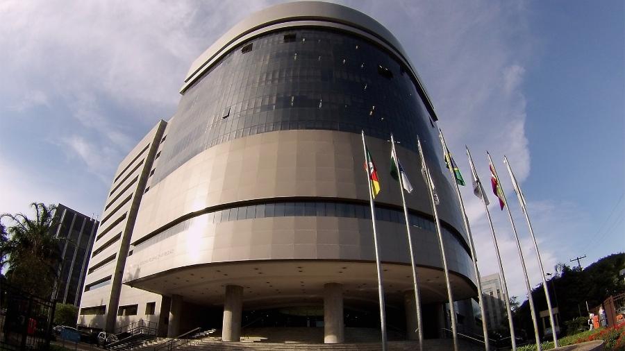 Sede do TRF-4, em Porto Alegre; tribunal tem contrariado a força-tarefa da operação Lava Jato - Sylvio Sirangelo/Divulgação/TRF-4