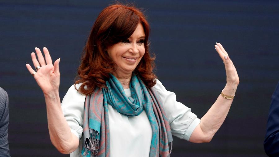 Cristina Kirchner, ex-presidente da Argentina, participa de fórum de lideranças de esquerda em Buenos Aires, uma semana antes do G-20 - Martin Acosta / Reuters
