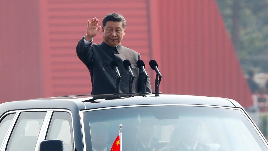 01.out.2019 - O presidente chinês Xi Jinping durante parada militar para comemorar 70º aniversário da revolução - Thomas Peter/Reuters