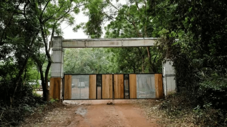 indoor zoo - REUTERS - REUTERS