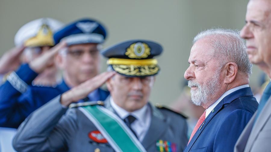 Lula durante cerimônia do Dia do Exército: sem evento sobre o golpe