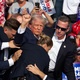 Tiro em Trump acerta em cheio campanha de Biden - Rebecca Droke/AFP
