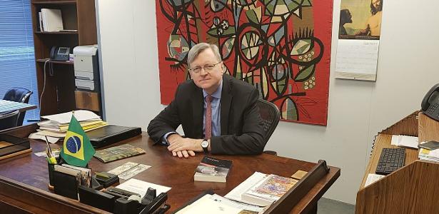 Improviso em Washington | Sem indicação de Eduardo, diplomata preterido chefia embaixada nos EUA