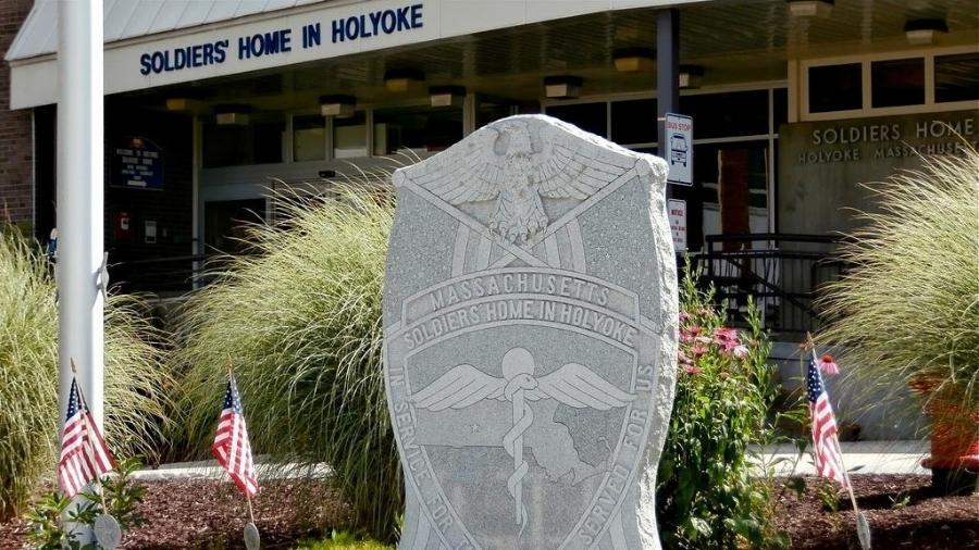 Fachada do Soldiers" Home, lar para veteranos de guerra na cidade de Holyoke, Massachusetts - Reprodução/Facebook