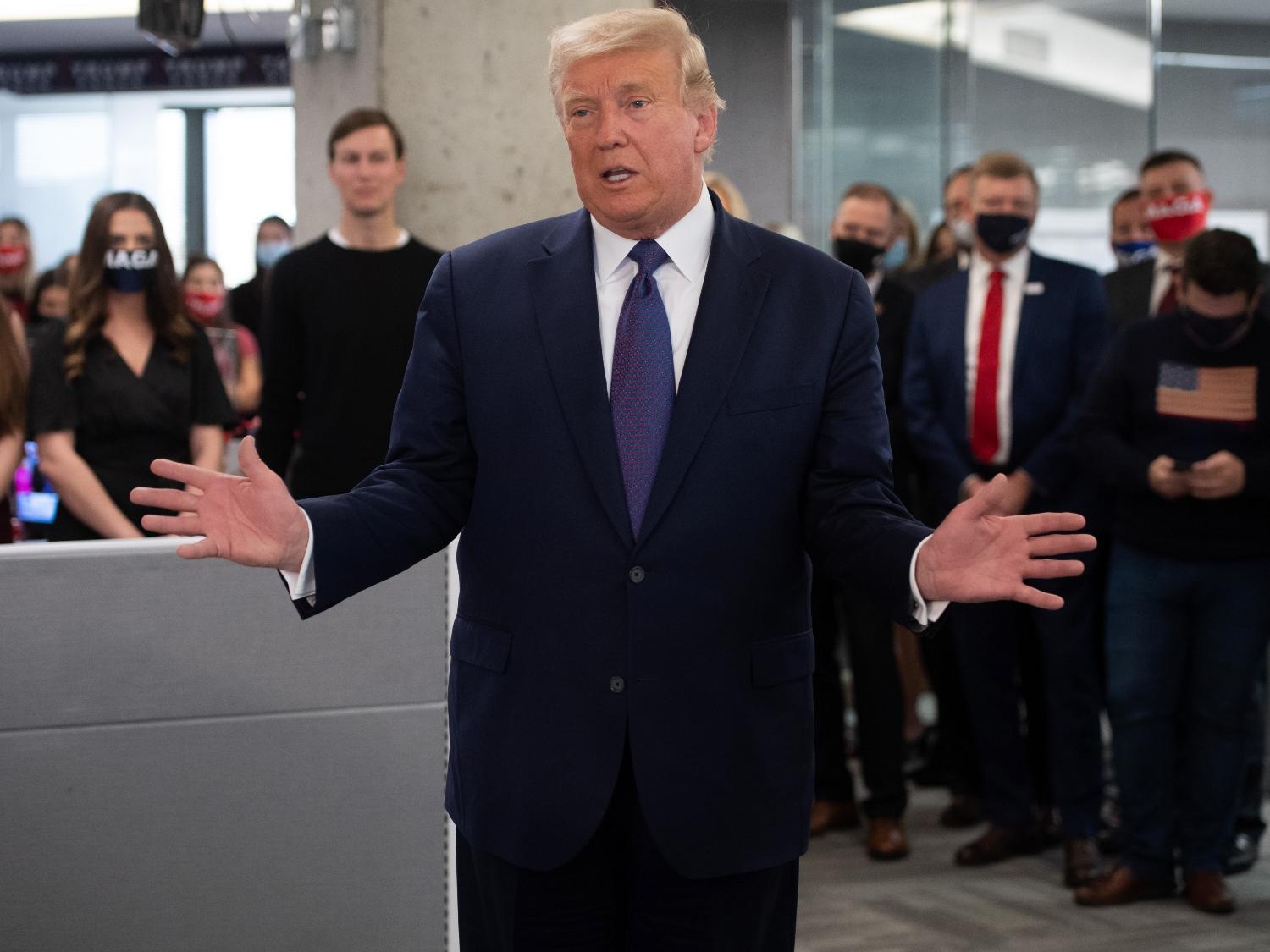 03 nov. 2020 - Donald Trump visita sua sede de campanha em Arlington, Virgínia, EUA - Saul Loeb/AFP