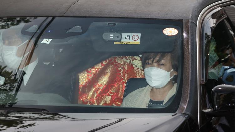 Jul 9,2022 - Akie Abe, widow of former Prime Minister Shinzo Abe, returned to Tokyo in a hearse carrying her husband's body - Jiji Press/AFP - Jiji Press/AFP
