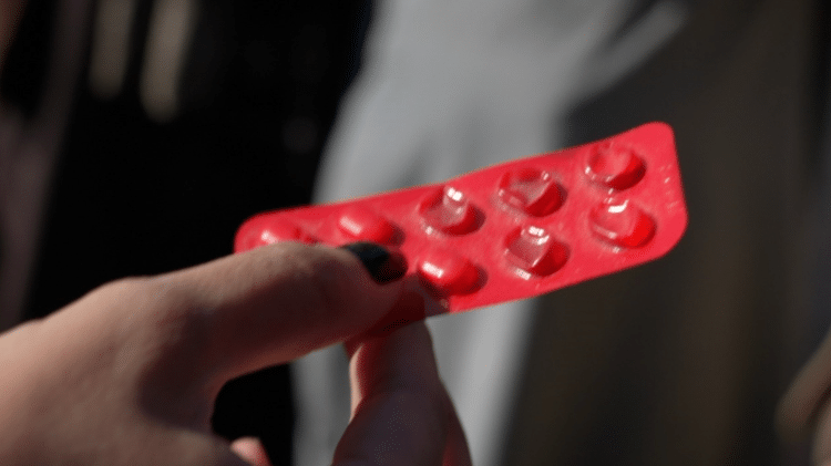 Five Alprazolam pills cost the price of bread in Afghanistan - BBC - BBC