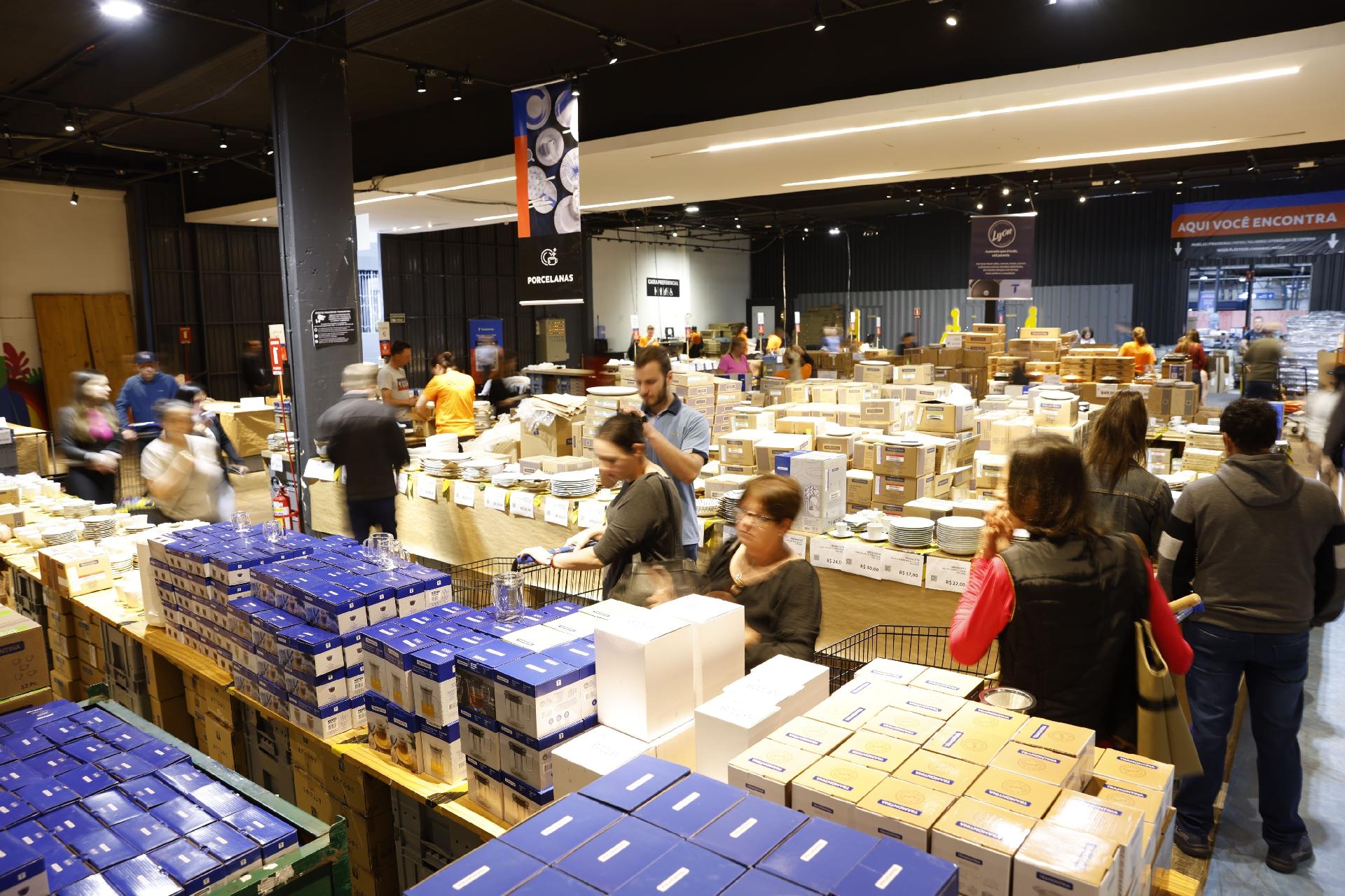 Tramontina faz outlet oficial com 150 mil produtos - undefined