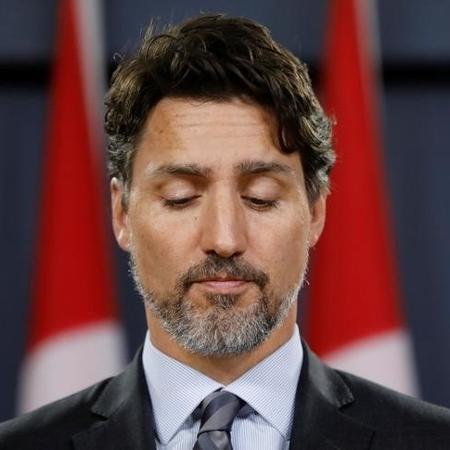 O primeiro-ministro do Canadá, Justin Trudeau, fez uma longa pausa antes de falar sobre a situação nos EUA - Blair Gable/Reuters