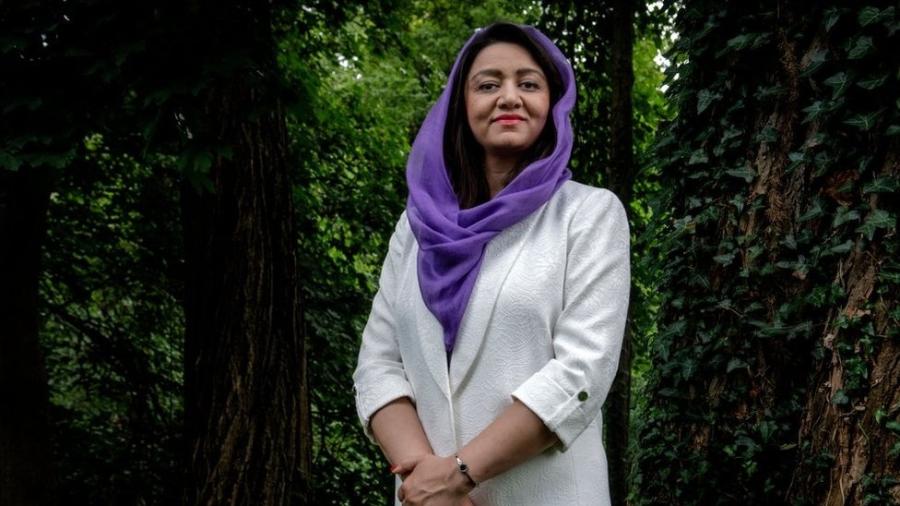 Roya Rahmani foi a primeira mulher afegã a ser embaixadora do país nos Estados Unidos - Getty Images