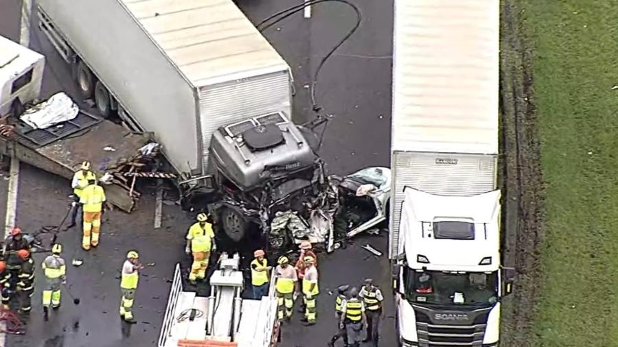 Acidente aconteceu no km 55 da via, na altura da cidade de Jundiaí