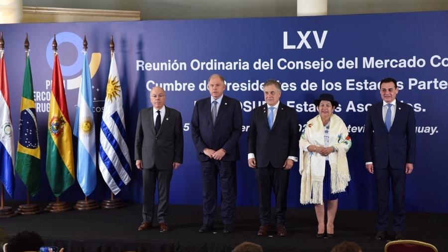 Ministro brasileiro Mauro Vieira, argentino Gerardo Werthein, uruguaio Omar Paganini, boliviana Celinda Sosa Lunda e Paraguaio Ruben Ramirez Lezcano