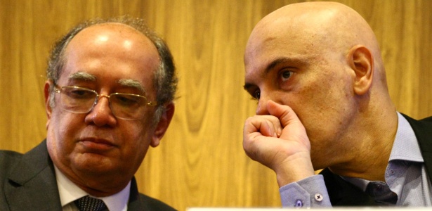 Os ministros do STF Gilmar Mendes e Alexandre de Moraes discutem sobre a reforma política no IDP - Aloisio Mauricio/Fotoarena/Estadão Conteúdo