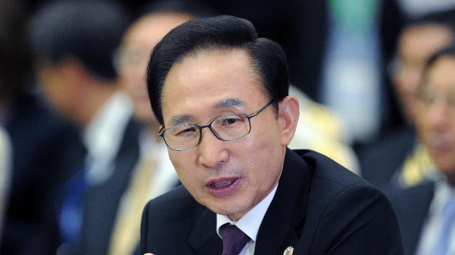 20.nov.2012 - O ex-presidente da Coreia do Sul Lee Myung-Bak - Jewel Samad/AFP Photo