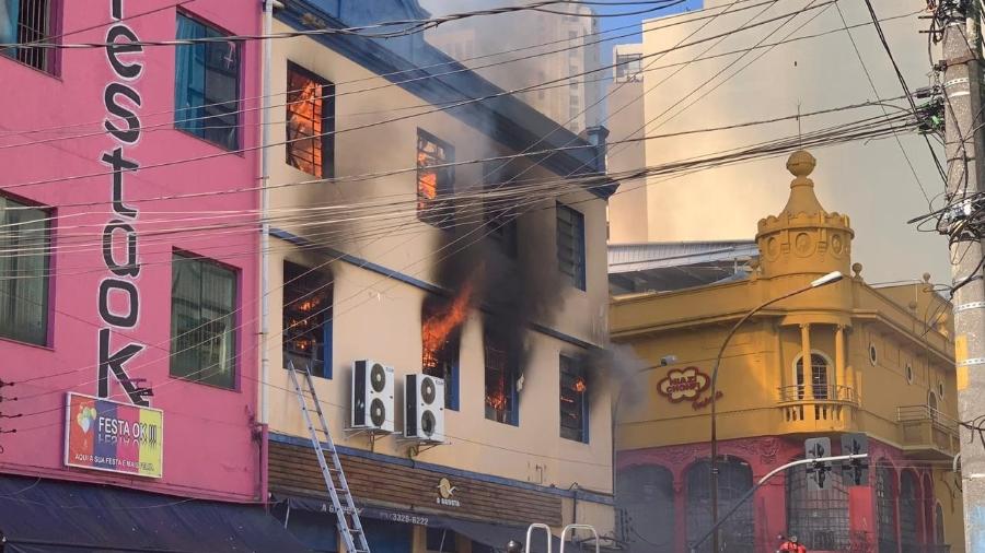 Incêndio em prédio localizado na rua Jorge Azem, centro de SP - Marcelo Nascimento/Arquivo Pessoal