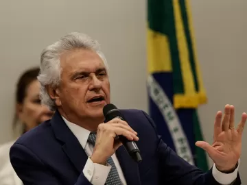 Caiado rebate Elmar: União Brasil jamais apoiará reeleição de Lula em 2026