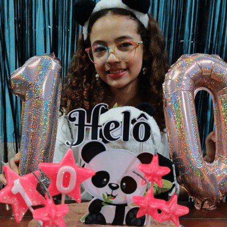 Heloísa durante o aniversário de 10 anos