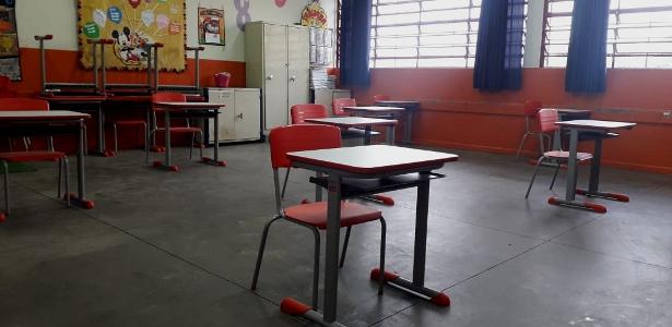 7.out.2020 - Carteiras ficam distantes uma da outra na Escola Estadual Thomaz Rodrigues Alckmin, no Itaim Paulista, zona leste de São Paulo