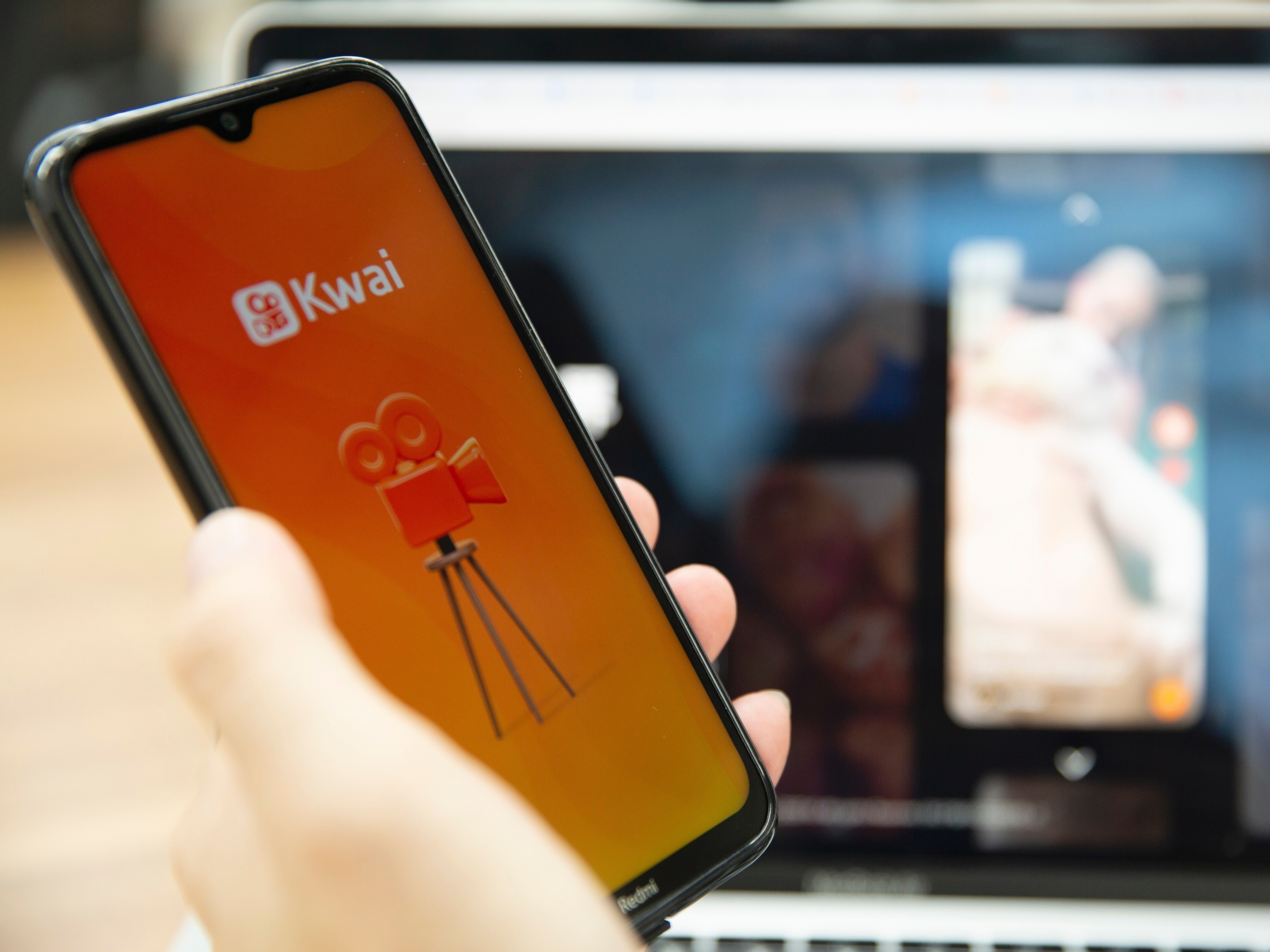 Como convidar pessoas para o app Kwai - Canaltech