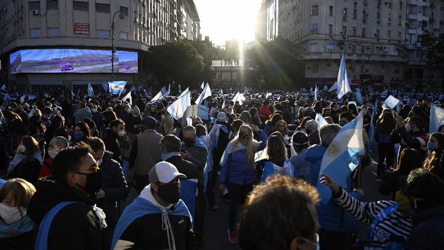 Protesto contra quarentena na Argentina - AFP