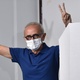29.nov.2020 - Candidato à prefeitura de João Pessoa, Cicero Lucena (Progressistas) vota no colégio Meta no bairro do Bessa - Josemar Gonçalves/Folhapress