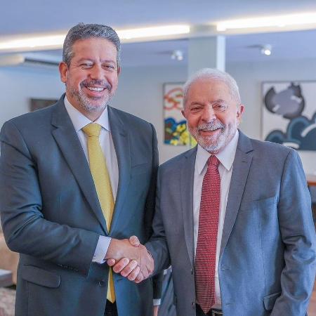 Lula e Lira se reúnem às véspera de votação de PEC da Transição