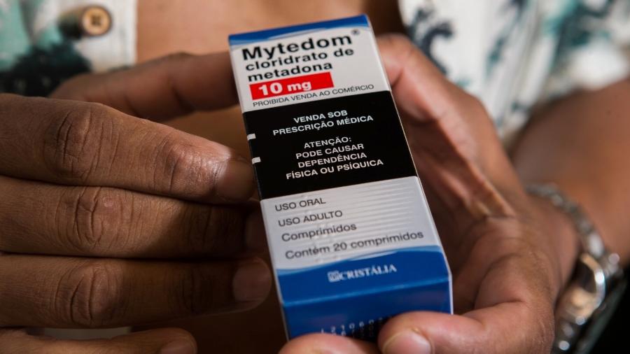 Metadona, analgésico controlado de tarja preta, apresenta risco de dependência