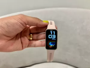 Por menos de R$ 300, Huawei Band 9 é smartband para ter no pulso o dia todo