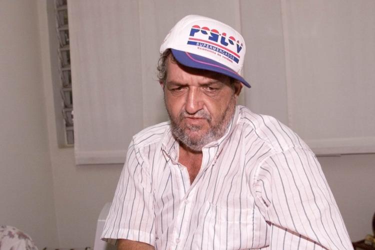 Laerte Patrocínio Orpinelli preso na delegacia de Rio Claro, em 2000