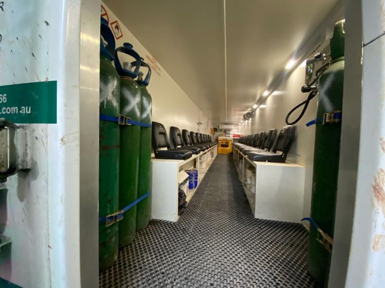 Câmara de refúgio do tatuzão tem capacidade para 20 pessoas Câmara de refúgio do tatuzão tem capacidade para 20 pessoas
