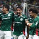 Palmeiras aproveita expuls&atilde;o, vence S&atilde;o Paulo e joga press&atilde;o no Flamengo