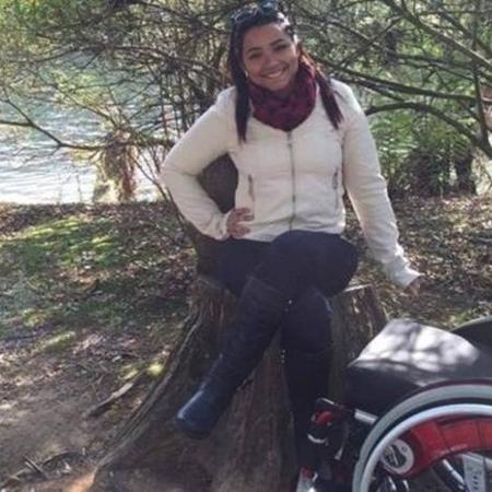 Thayane Tavares Monteiro, que ficou paraplégica depois de levar quatro tiros, conhece o desespero vivido pelas crianças. "Eu me senti ali. Era como se fosse eu" - Arquivo pessoal