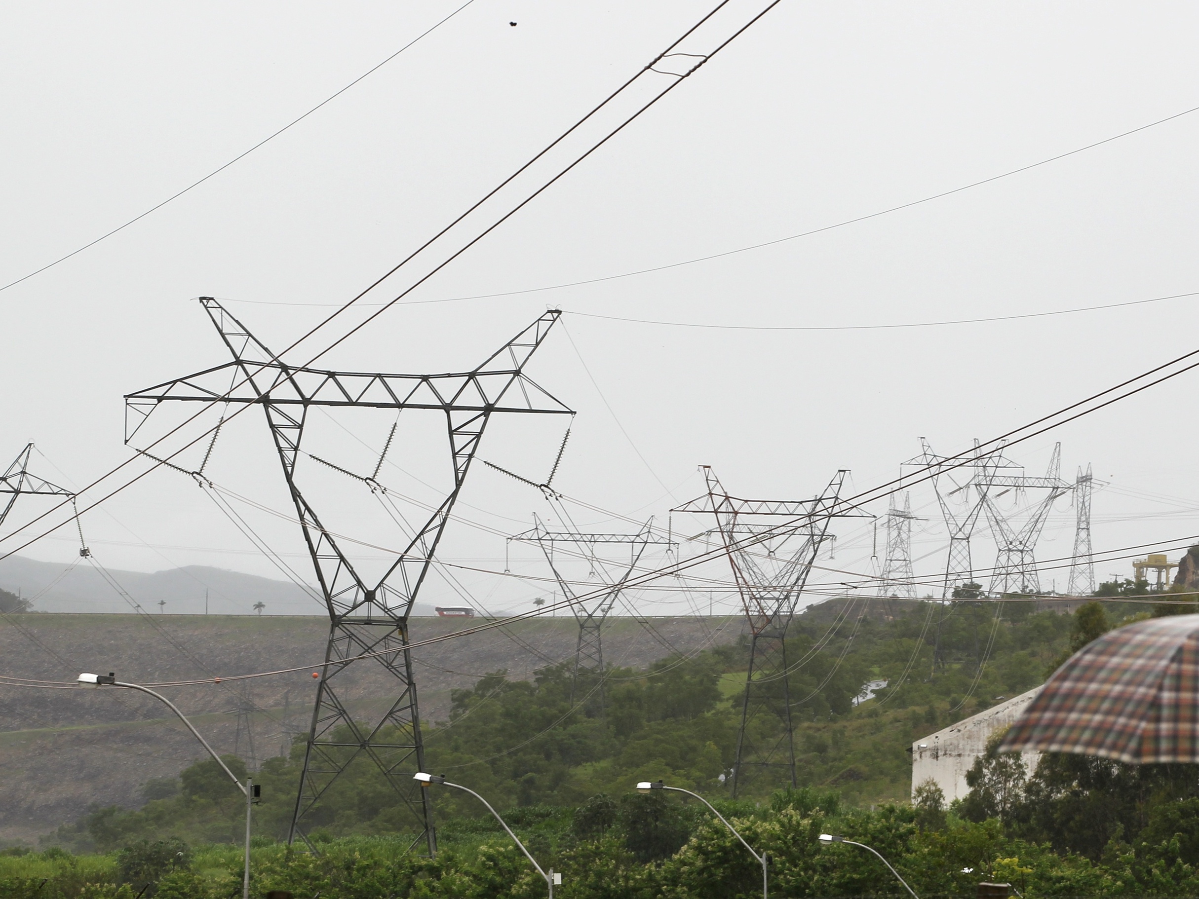 Lucro de empresa de energia cai 70%, mas dividendo pode compensar no futuro