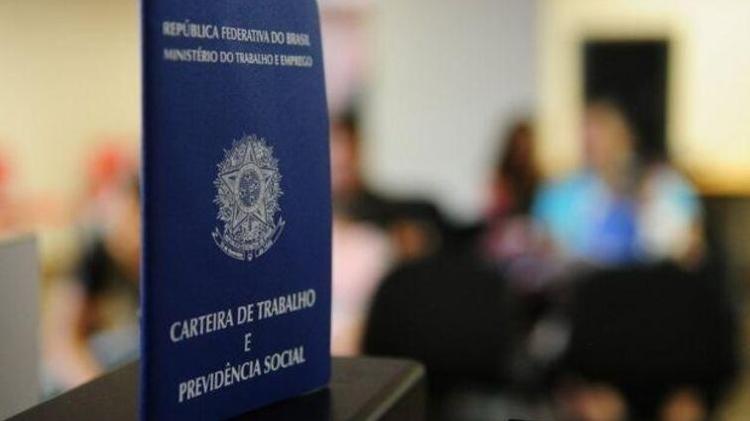 Taxa de desemprego no Brasil atingiu 13,3% da população, apontou o IBGE - Ag. Brasil - Ag. Brasil