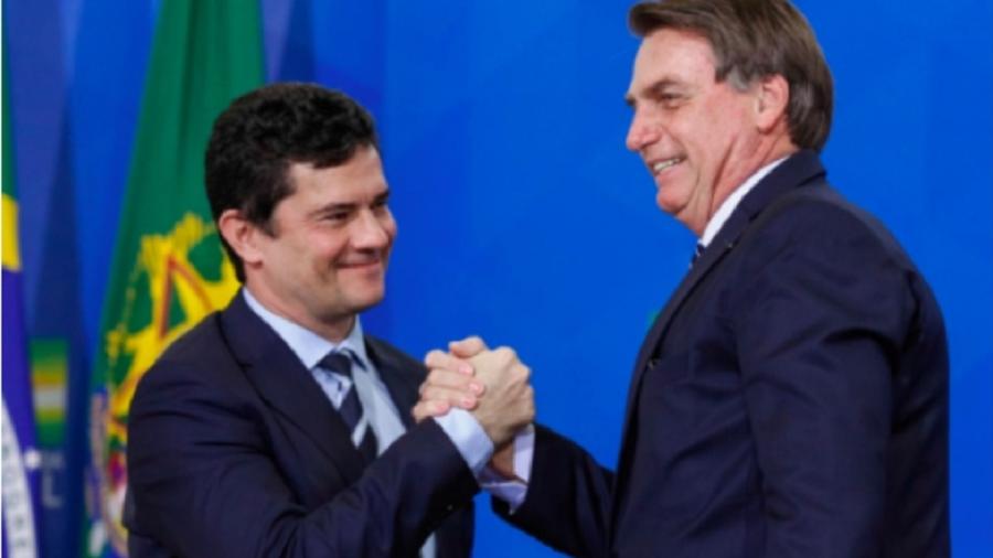 Foto de arquivo mostra Moro e Bolsonaro de mãos dadas - Agência Brasil