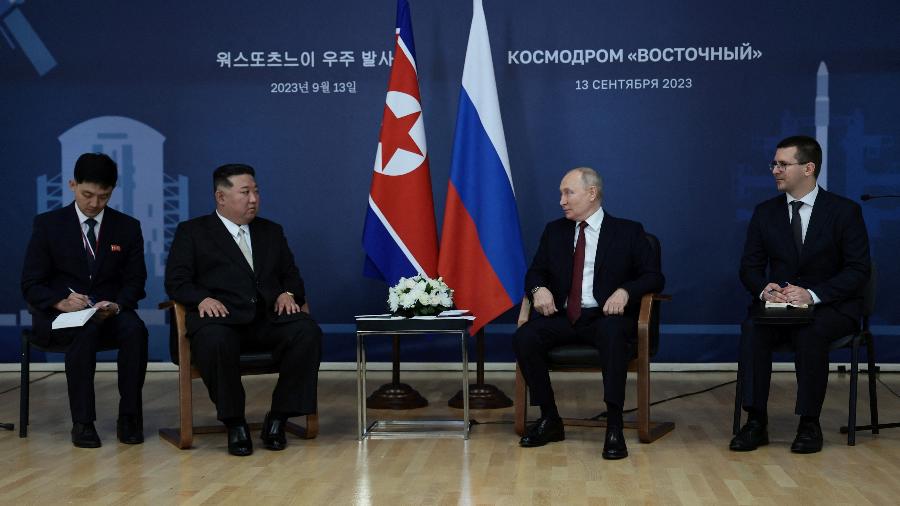 13.set.23 - O presidente da Rússia, Vladimir Putin, encontra-se com o líder da Coreia do Norte, Kim Jong Un, no osmódromo de Vostochny, no extremo leste da região de Amur, Rússia