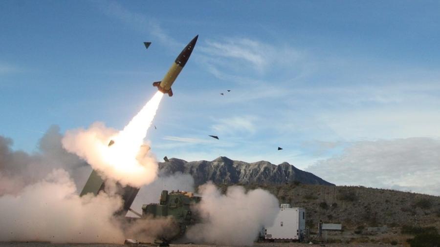 Lançamento de míssil; Mísseis ATACMS foram enviados dos EUA para a Ucrânia, que já utilizou projéteis contra alvos russos