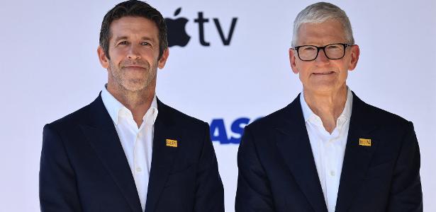 Apple apresenta seu primeiro iPhone dobrável com Ternus como CEO
