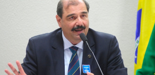 Luiz Roberto Liza Curi, novo presidente do Inep, em audiência pública da Comissão de Educação, Cultura e Esporte em outubro de 2015 - Pedro França/Agência Senado