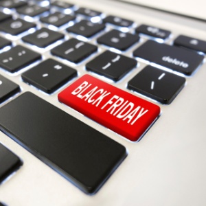 É bom ficar esperto para não cair em ciladas na Black Friday online - Getty Images/iStockphoto/gerenme