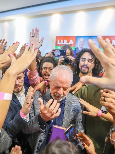 Lula em evento com evangélicos, após leitura da "carta compromisso" - RICARDO STUCKERT